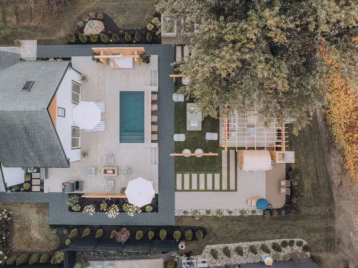 b84300d6-5385-41a9-8a5f-828a736942d3-1920w-bayto-pools-delaware